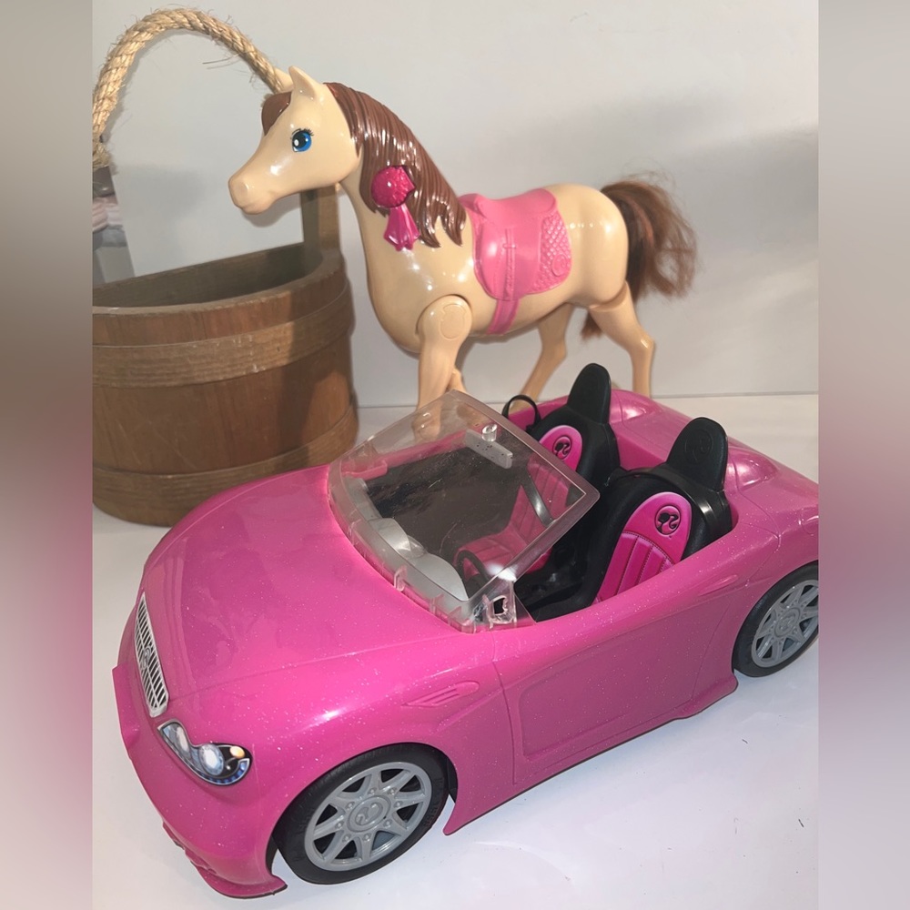 A Lot Of 2 Barbie Items 2014 mattel battery operated horse 2013 Barbie Pink Car - Picture 2 of 15